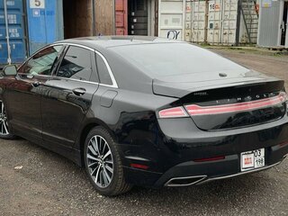 2017 Lincoln MKZ II Рестайлинг, чёрный, 1900000 рублей, вид 4