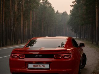 2012 Chevrolet Camaro V, красный, 2999999 рублей, вид 5