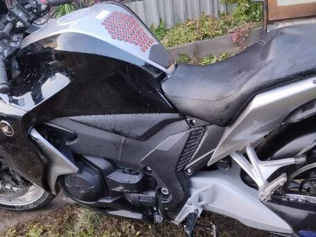 2011 Honda VFR 1200, чёрный, 880000 рублей, вид 4