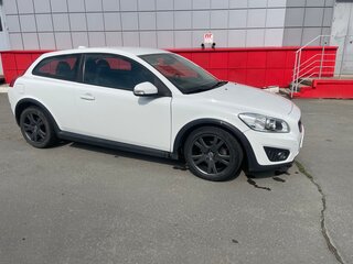 2011 Volvo C30 I Рестайлинг, белый, 800000 рублей, вид 4