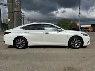 2020 Lexus ES 250 VII, белый, 4100000 рублей, вид 2