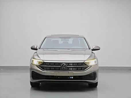 2023 Volkswagen Sagitar III Рестайлинг, золотистый, 1770000 рублей, вид 2