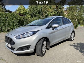 2018 Ford Fiesta Mk6 Рестайлинг, серебристый, 985000 рублей, вид 1