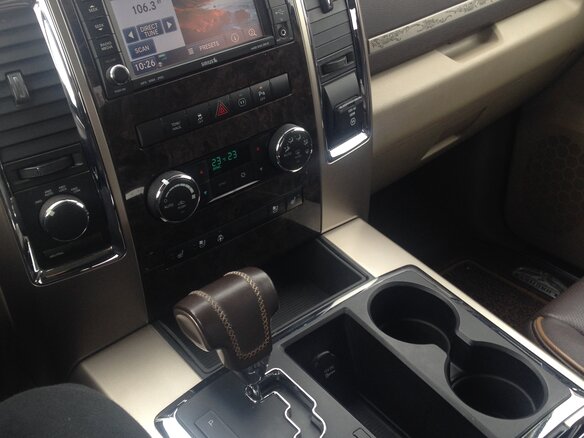 2011 Dodge RAM IV (DS/DJ), чёрный - вид 2