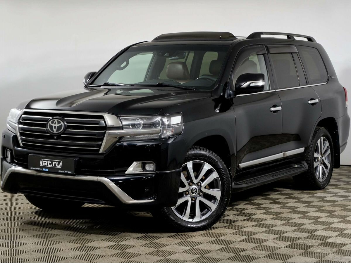 Открыть фотографии: Toyota Land Cruiser 200 Series Рестайлинг 2