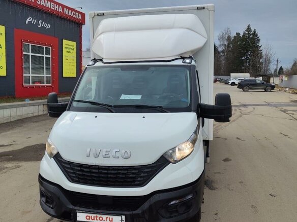 2022 Iveco Daily, белый, 4500000 рублей - вид 2