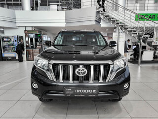 2014 Toyota Land Cruiser Prado 4-speed 150 Series Рестайлинг 1, чёрный, 2800000 рублей, вид 2