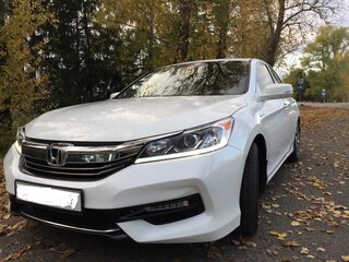 2016 Honda Accord IX Рестайлинг, белый, 1350000 рублей, вид 2