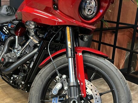 2024 Harley-Davidson Low Rider ST, красный, 2950000 рублей, вид 4