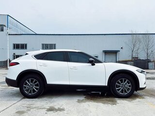 2023 Mazda CX-4 I Рестайлинг, белый, 1720000 рублей, вид 3