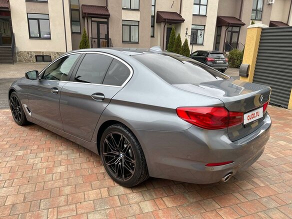 2019 BMW 5 серии 525d VII (G30/G31/G38), серый, 3100000 рублей - вид 8