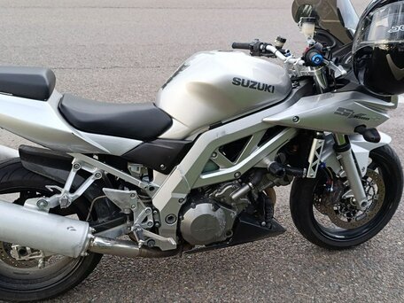 2003 Suzuki SV 1000, серебристый, 480000 рублей, вид 1