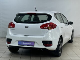 2016 Kia Ceed II Рестайлинг, белый, 1187000 рублей, вид 4