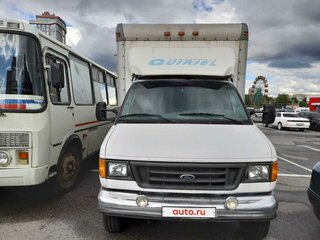 2004 Ford E-series, белый, 1050000 рублей, вид 3