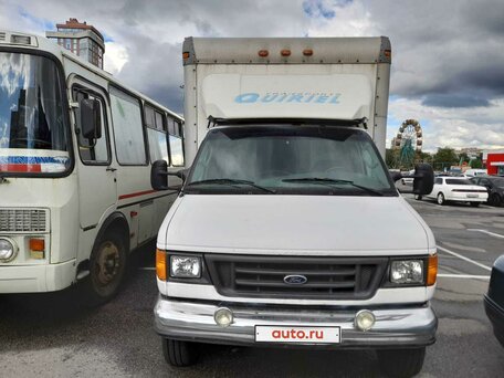 2004 Ford E-series, белый, 1050000 рублей, вид 3