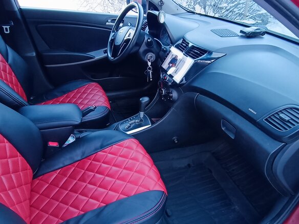 2011 Hyundai Solaris I, красный, 840000 рублей - вид 12