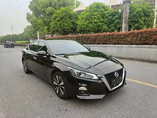 2022 Nissan Altima VI (L34) Рестайлинг, чёрный, 1925000 рублей, вид 3