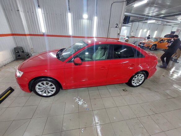 2014 Audi A3 III (8V), красный, 1650000 рублей - вид 4