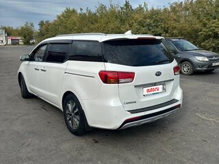 2018 Kia Carnival III, белый, 2550000 рублей, вид 4