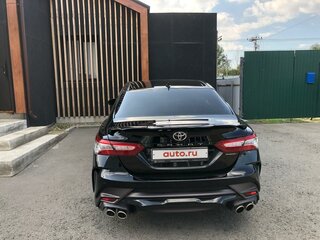 2020 Toyota Camry VIII (XV70), чёрный, 3300000 рублей, вид 5