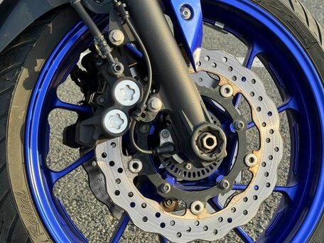 2016 Yamaha MT-07 (FZ-07), серый, 790000 рублей, вид 4