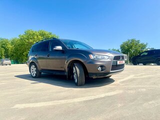 2011 Mitsubishi Outlander II Рестайлинг, коричневый, 1320000 рублей, вид 2