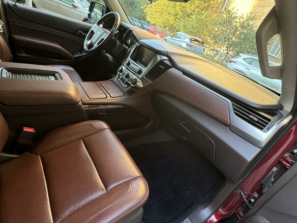 2018 Chevrolet Tahoe IV, красный, 3700000 рублей - вид 19