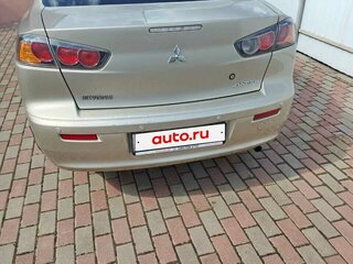 2011 Mitsubishi Lancer X Рестайлинг, бежевый, 600000 рублей, вид 3