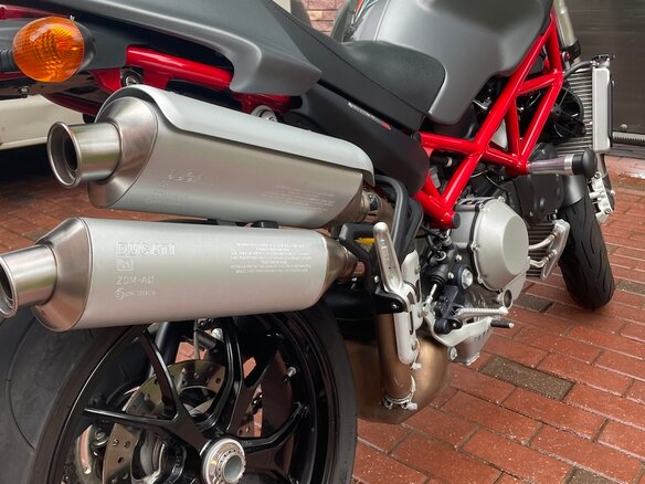 2006 Ducati Monster S4, серый, 1500000 рублей - вид 5