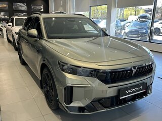 2026 Voyah Free I Рестайлинг, зелёный, 6940000 рублей, вид 3