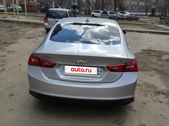 2018 Chevrolet Malibu IX, серый, 1150000 рублей - вид 4