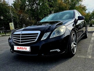 2009 Mercedes-Benz E-Класс 250 5G-Tronic IV (W212, S212, C207), чёрный, 1250000 рублей, вид 1
