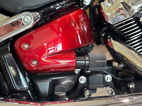 2023 Harley-Davidson Fat Boy, красный, 3300000 рублей, вид 4
