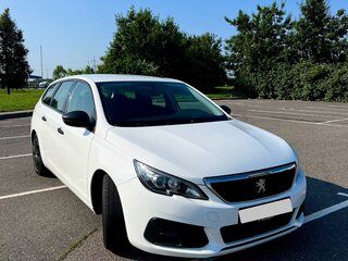 2019 Peugeot 308 II Рестайлинг, белый, 890000 рублей, вид 1