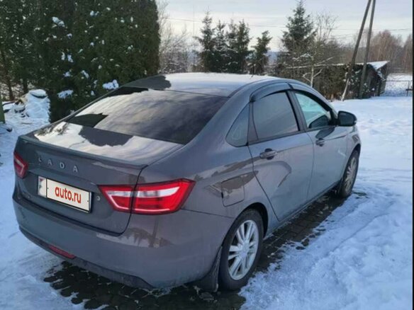 2017 Lada (ВАЗ) Vesta I, серебристый, 1000000 рублей - вид 1