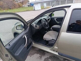 2012 Renault Sandero I, бежевый, 430000 рублей, вид 4