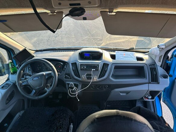 2016 Ford Transit, синий, 1600000 рублей - вид 4