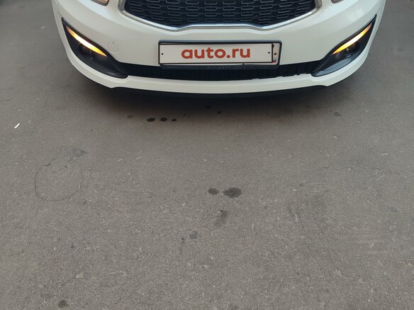 2017 Kia Ceed II Рестайлинг, белый, 1550000 рублей - вид 1