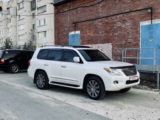2009 Lexus LX 570 III, белый, 4700000 рублей, вид 1