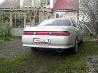 1995 Toyota Mark II VII (X90), белый, 900000 рублей, вид 4