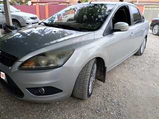 2009 Ford Focus II Рестайлинг, серебристый, 600000 рублей, вид 2