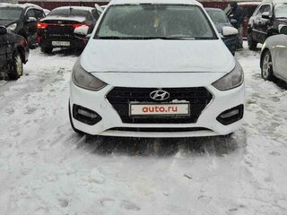 2017 Hyundai Solaris II, белый, 850000 рублей, вид 1