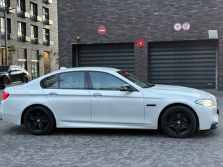 2015 BMW 5 серии Long 528Li xDrive VI (F10/F11/F07) Рестайлинг, белый, 1990000 рублей, вид 4