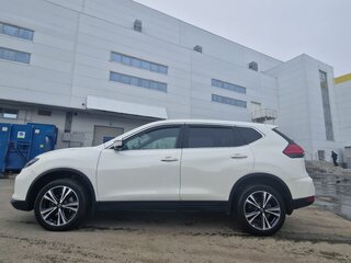 2018 Nissan X-Trail III Рестайлинг, белый, 2650000 рублей, вид 4