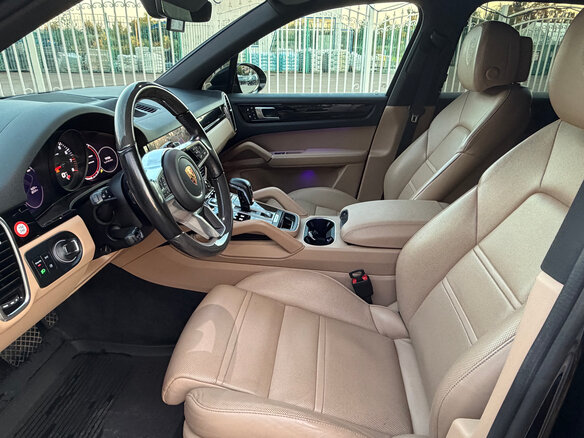 2021 Porsche Cayenne III, чёрный, 7500000 рублей - вид 7