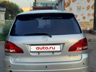 2001 Toyota Ipsum II (M20), серебристый, 700000 рублей, вид 3