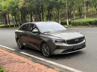 2022 Geely Emgrand II, серебристый, 1100400 рублей, вид 3