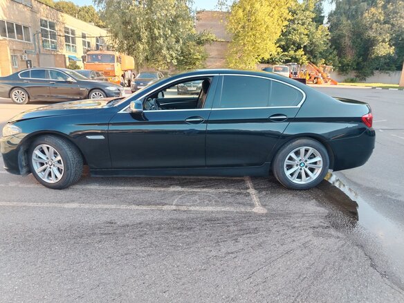 2013 BMW 5 серии 530d VI (F10/F11/F07) Рестайлинг, чёрный, 1072985 рублей - вид 1