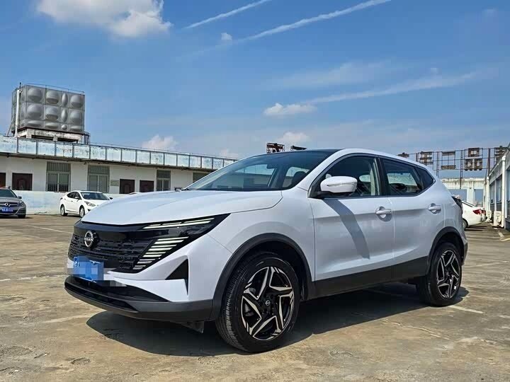 Открыть фотографии: Nissan Qashqai II Рестайлинг 2