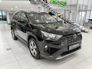 2020 Toyota RAV4 V (XA50), чёрный, 2550000 рублей, вид 3